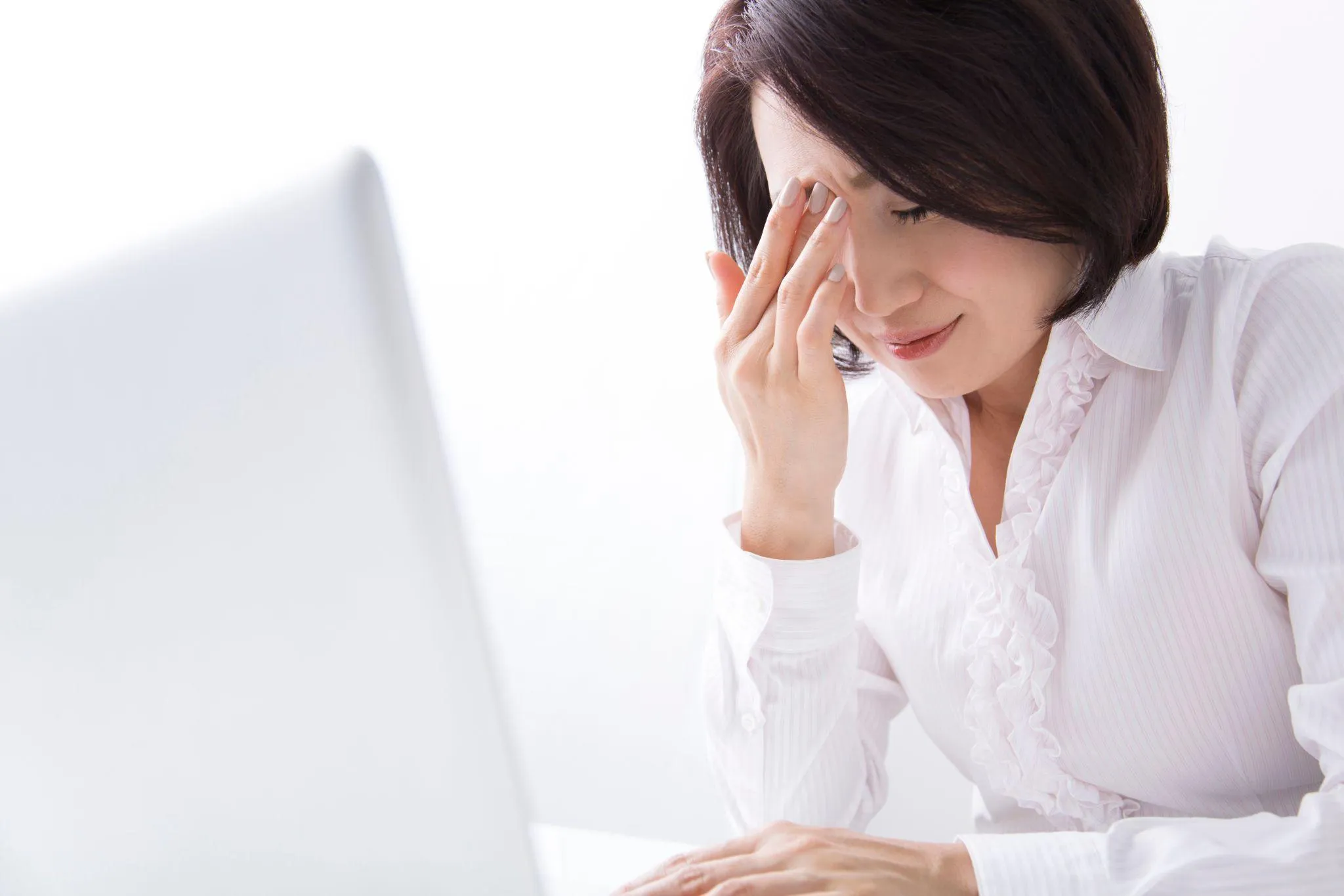 眼圧を上げてしまう生活習慣に注意